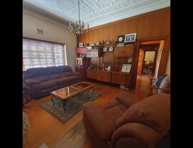 3 BEDROOM FREEHOLD FOR SALE IN KLIPPOORTJE